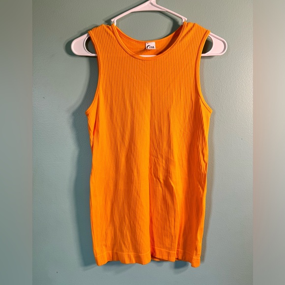 Women’s Zyia, ribbed tank top, size medium. - Picture 1 of 4
